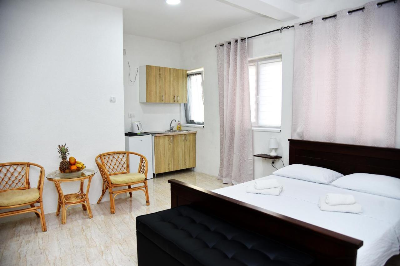 Apartments Sea Star コトル エクステリア 写真